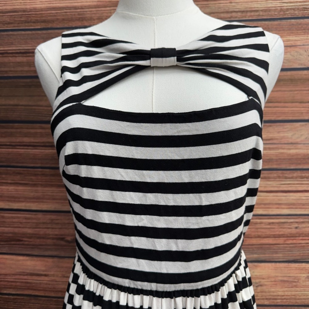 Betsey Johnson Striped Bow Cutout Mini Dress Size 4 Y2K Pinup - Picture 2 of 13